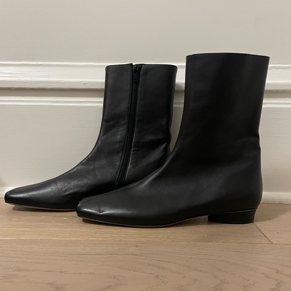 Ilio Smeraldo Tylynn Leather Ankle Boots w/o chain - Picture 3 of 16